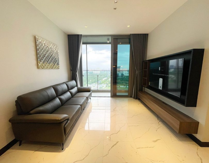 Fully furnished 2 bedrooms Empire City on high floor